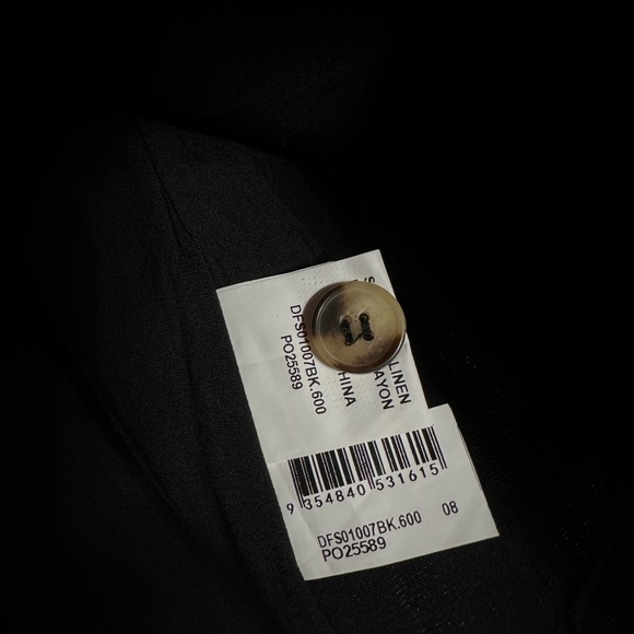 DISSH Black Sleeveless Button-Up Top Linen - Picture 7 of 11